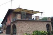 Tenda da sole con struttura in ferro