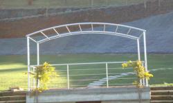 Gazebo in ferro zincato centinato